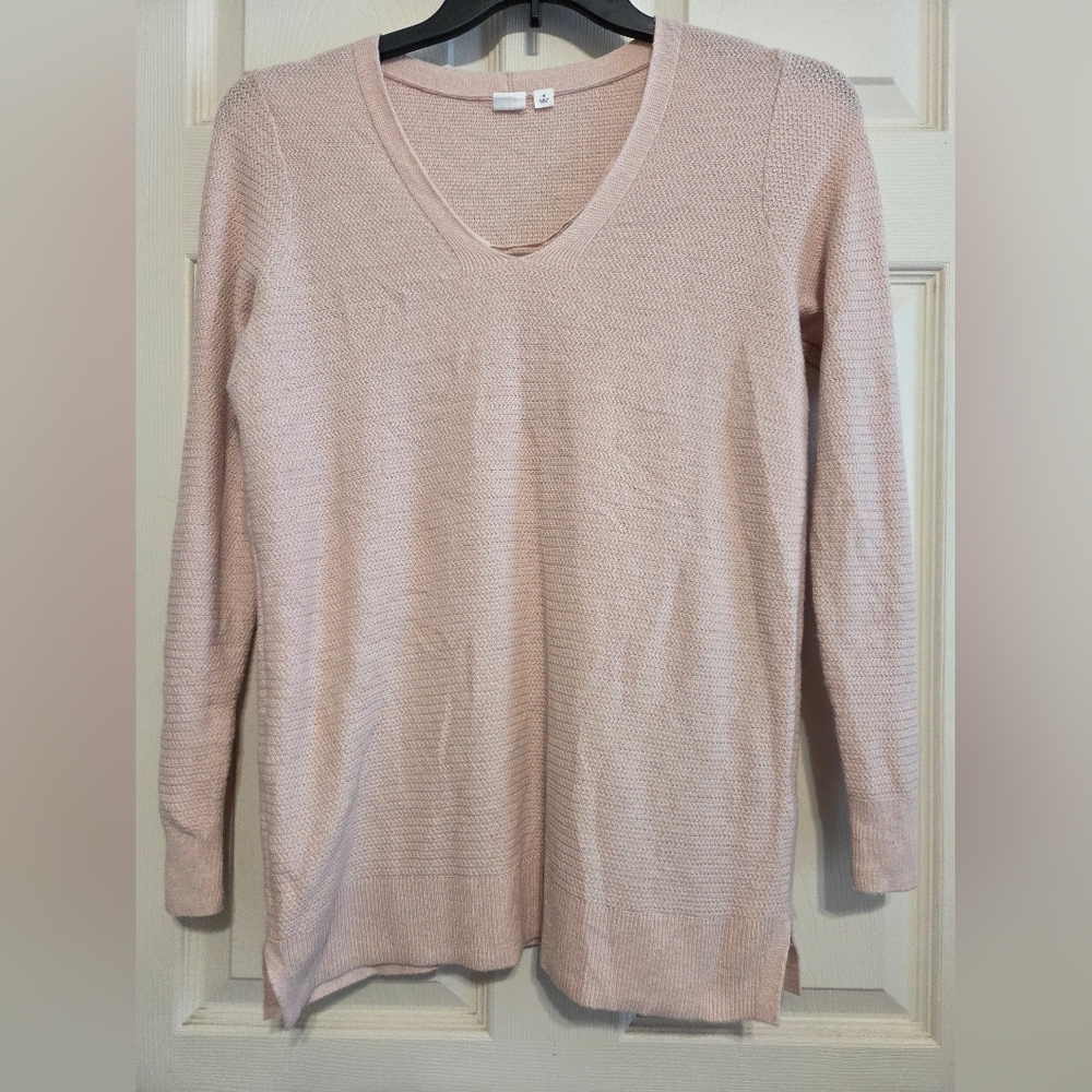 GAP Wool Blend Pale Pink Cardigan Sweater. Size S Women's Long Sleeve